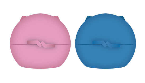 ケースのカラーは青とピンクの2種類